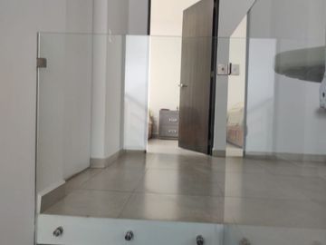 ESPECTACULAR DEPARTAMENTO EN VENTA EN JARDINES DEL ESTADIO EN 3 NIVELES ROOF GARDEN PROPIO