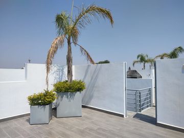 ESPECTACULAR DEPARTAMENTO EN VENTA EN JARDINES DEL ESTADIO EN 3 NIVELES ROOF GARDEN PROPIO