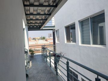 ESPECTACULAR DEPARTAMENTO EN VENTA EN JARDINES DEL ESTADIO EN 3 NIVELES ROOF GARDEN PROPIO