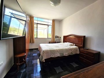 Venta De Departamento Duplex En Laguna Del Chipe, Al Costado Del Portón De Ingreso Udep-kbaldeon