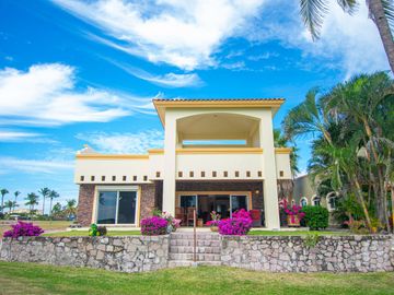 VENTA- Casa en Estrella del Mar