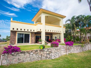 VENTA- Casa en Estrella del Mar