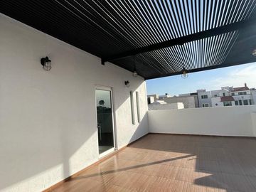 CASA EN VENTA EN MILENIO III