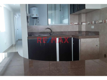 Ocasión! Venta Moderno Departamento Frente A Parque 3 Dormitorios 2 Baños De 80.25M2 Cerca Av. La Marina La Perla Alta Callao Piso 4
