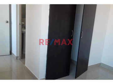 Ocasión! Venta Moderno Departamento Frente A Parque 3 Dormitorios 2 Baños De 80.25M2 Cerca Av. La Marina La Perla Alta Callao Piso 4