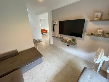 En venta casa en Urb. La Joya en Topacio de Estreno.