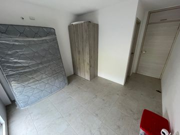 En venta casa en Urb. La Joya en Topacio de Estreno.
