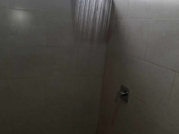 Venta de  Casa de Dos Plantas de tres dormitorios  en Malchinguí