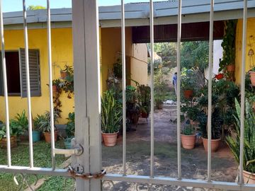 Casa dos dormitorios, chacra 147 villa cabello