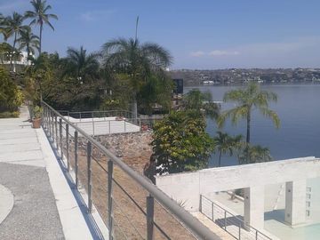 TEQUESQUITENGO UNICO RESORT 41,000 M2 DE TERRENO 2,409 M2 CONSTRUCCION