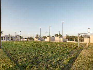 Terrenos Residenciales en venta a minutos de Mérida y Puerto Progreso, con excelentes amenidades