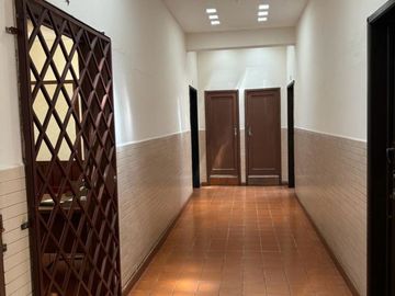 E402 Propiedad en venta con Departamentos y consultorios centro histórico Morelia