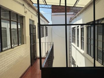 E402 Propiedad en venta con Departamentos y consultorios centro histórico Morelia
