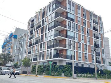 Departamento En Venta Miraflores Us$ 245,000 +  Estac.  a US$ 10,000