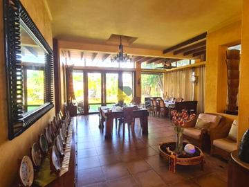6 Bedroom Livable House at Pacific Village, Alabang