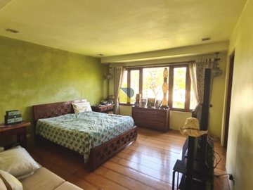 6 Bedroom Livable House at Pacific Village, Alabang