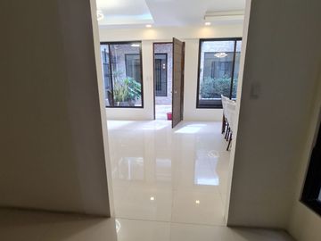 5 bedroom townhouse for sale in San Juan City