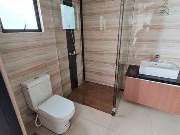 5 bedroom townhouse for sale in San Juan City