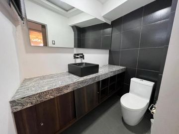 VENTA CASA URB. PUERTO AZUL - VIA A LA COSTA (VIVI)