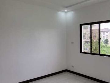 150sqm House and lot For sale (Ready For Occupancy)  with 5 Bedrooms in Greenwoods Pasig City (PH2829)