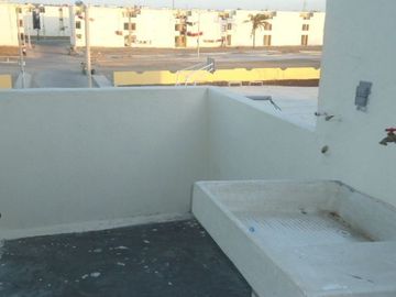 PUERTO DE VERACRUZ CERCA DE AV. EJERCITO MEXICANO.. PLANTA ALTA