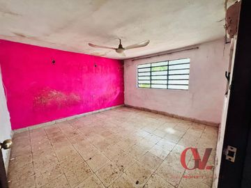 “CASA NARANJA” DE DOS PLANTAS PARA RENOVAR