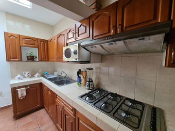 VENTA DE CASA EN EL CENTRO HISTÓRICO, CON OPCIÓN A DIVERSOS GIROS Y CON PLUSVALÍA PRIVILEGIADA, ya que cuenta con Uso Comercial y de Servicios e Infor