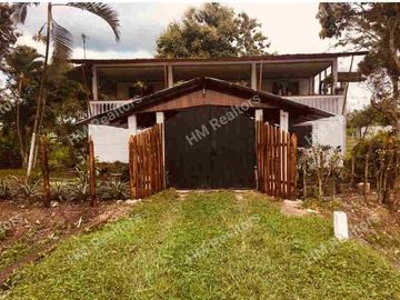 Venta de hacienda de 100 hectáreas con 30 hectáreas de teca sembradas en Balzar