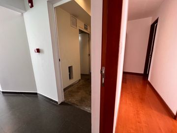 se vende departamento 236m2 malecón Cisneros