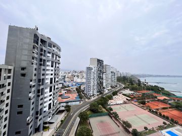 se vende departamento 236m2 malecón Cisneros