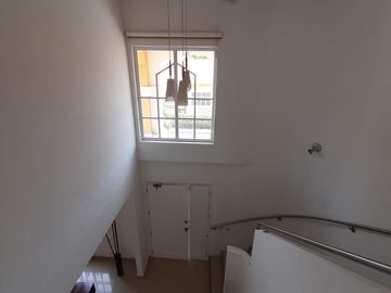 ARRIENDO O VENDO HERMOSA CASA  CONJUNTO. BARRIO LA CASTELLANA