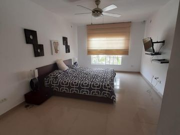 ARRIENDO O VENDO HERMOSA CASA  CONJUNTO. BARRIO LA CASTELLANA