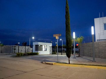 CASAS EN VENTA MODELO ANTURIO AL SUR PONIENTE