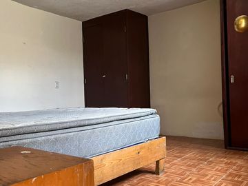 Oportunidad de Inversión para Vivir y Rentar