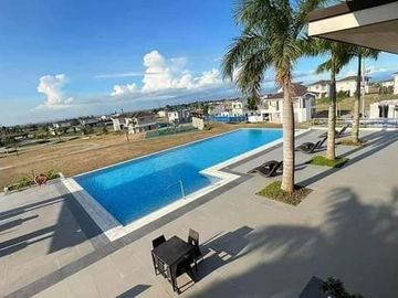 FOR SALE House in Sta Rosa Laguna Southdale Settings Nuvali