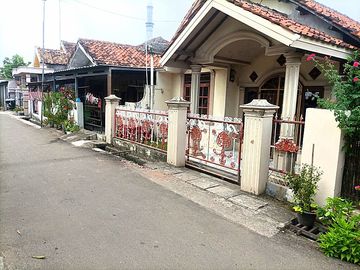 Rumah & Kontrakan 2 Pintu Murah Dekat Pasar Rau