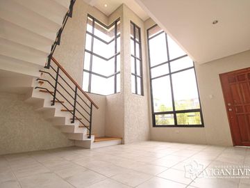 READY FOR OCCUPANCY 4 BEDROOM UNIT LOCATED AT SUMMIT POINT GOLF & COUNTRY CLUB