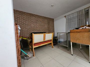 CASA EN VENTA ACONDICIONADA PARA NEGOCIO!!!