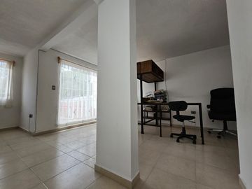 CASA EN VENTA ACONDICIONADA PARA NEGOCIO!!!