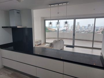 Departamento de venta en Puerto Santa Ana, Edf. Santana Loft, 3 dormitorios