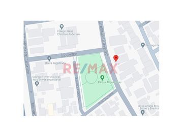 ¡Terreno Estratégicamente Ubicado Frente A Parque! Tu Oportunidad Dorada Para Desarrollo Inmobiliario Exitoso