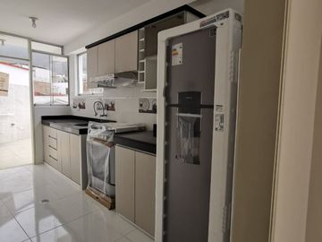 HERMOSO DEPARTAMENTO BIEN UBICADO EN LA MOLINA