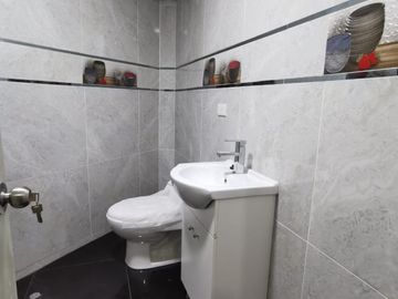 HERMOSO DEPARTAMENTO BIEN UBICADO EN LA MOLINA