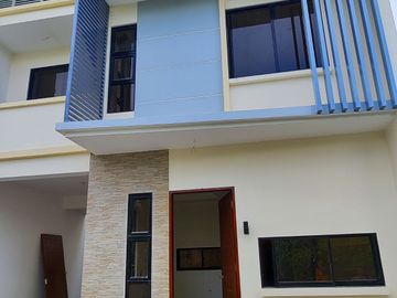 For Sale Ready for Occupancy 2 Storey 2 Bedroom Townhouses in Minglanilla, Cebu