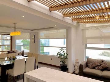 Casa moderna de venta en Cumbaya - sector  Yanazarapata - Ruta Viva
