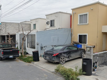 Casa En Tulipanes, Villa Florida Sec B, Reynosa, Tamaulipas.. ¡casa En Remate!