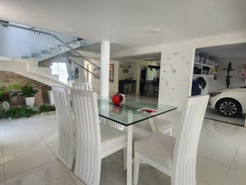 SE VENDE CASA CAMPESTRE EN RANCHO CHICO, ANDALUCÍA (VALLE).
