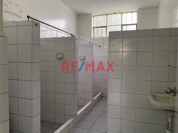 Chaclacayo - Venta De Terreno En Av. Nicolas Ayllón Frente A Banco De La Nación