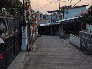 Rumah Plus Kontrakan Area Beji Depok Dekat Politektik Negri Jakarta