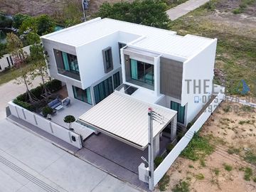 Luxury Modern 4 Bedroom Pool Villa Fully Furnished in Doi Saket for Sale